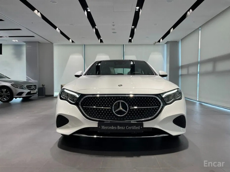 car Mercedes E-Class id311328 photo #2