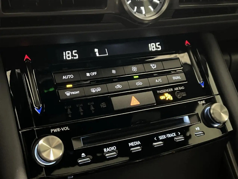 car Lexus IS Series id311611 photo #19