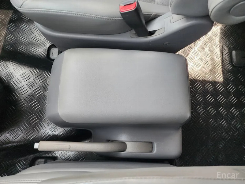 car Hyundai Grand Starex id312269 photo #17