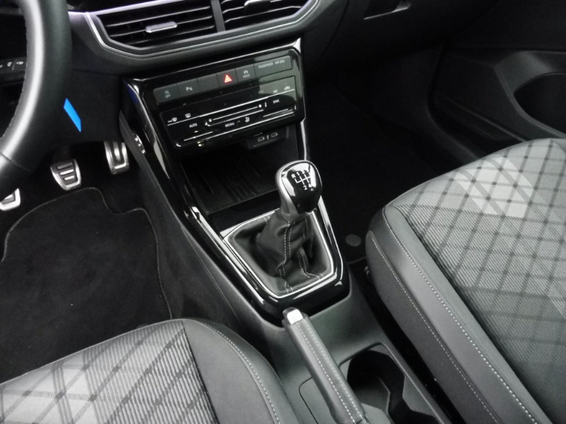 car Volkswagen T-Cross id312422 photo #18