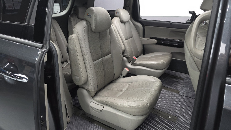car KIA Carnival id312827 photo #11