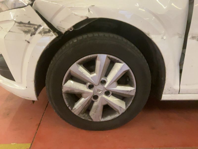 car Dacia Sandero id315346 photo #7