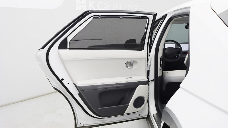 car Hyundai IONIQ 5 id316465 photo #16
