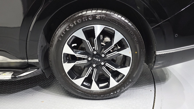 car KIA Carnival id317036 photo #5