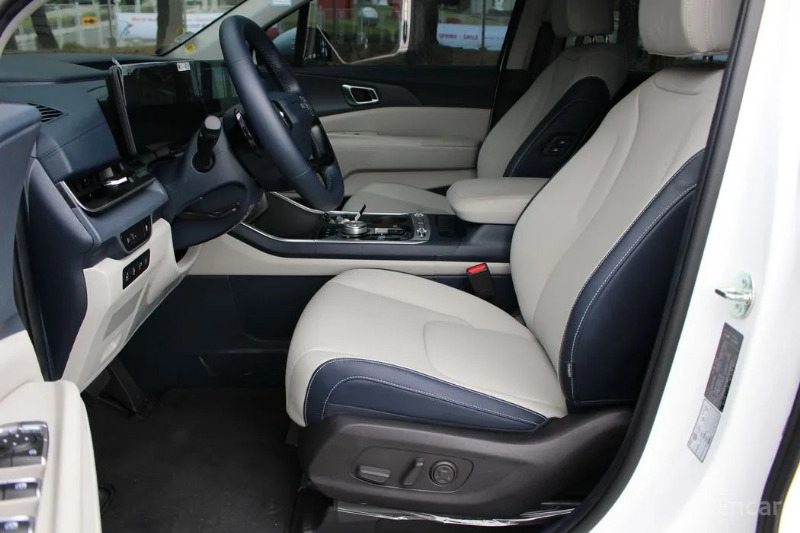 car KIA Carnival id317429 photo #15