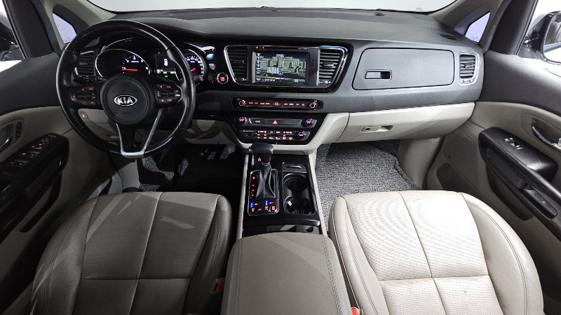 car KIA Carnival id317430 photo #7