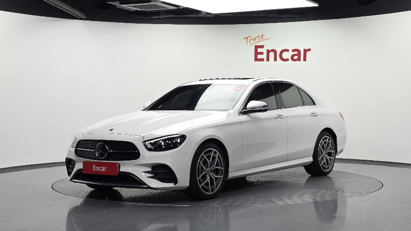 car Mercedes E-Class id318045 main photo