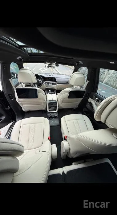 car BMW X7 id318509 photo #8