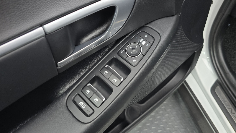car Hyundai Sonata id320130 photo #15