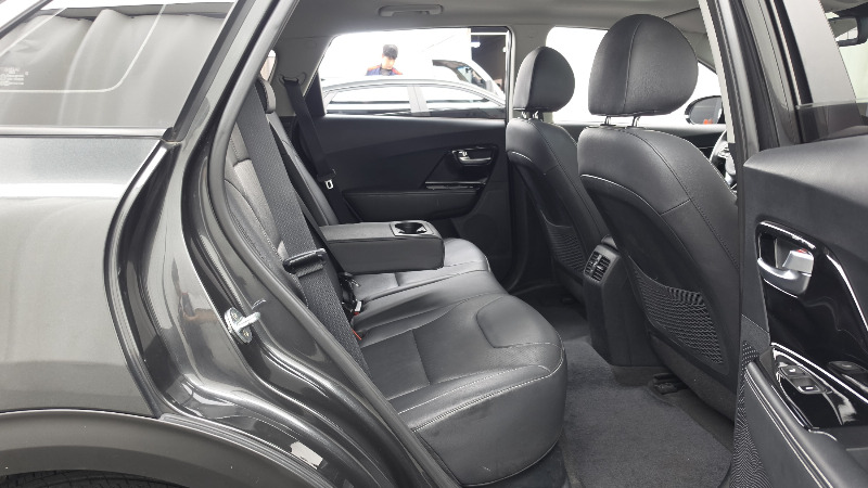 car KIA Niro id320479 photo #26