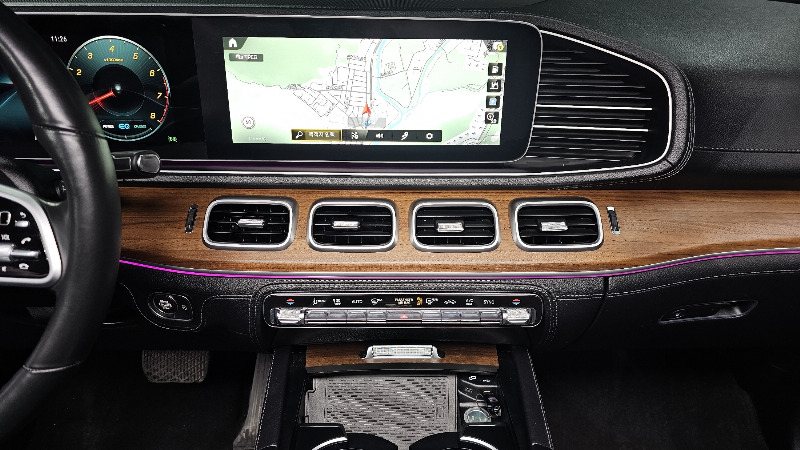 car Mercedes GLE id320586 photo #15