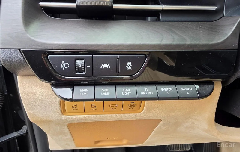 car KIA Carnival id320661 photo #12