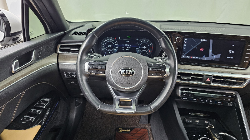 car KIA K5 id320947 photo #14