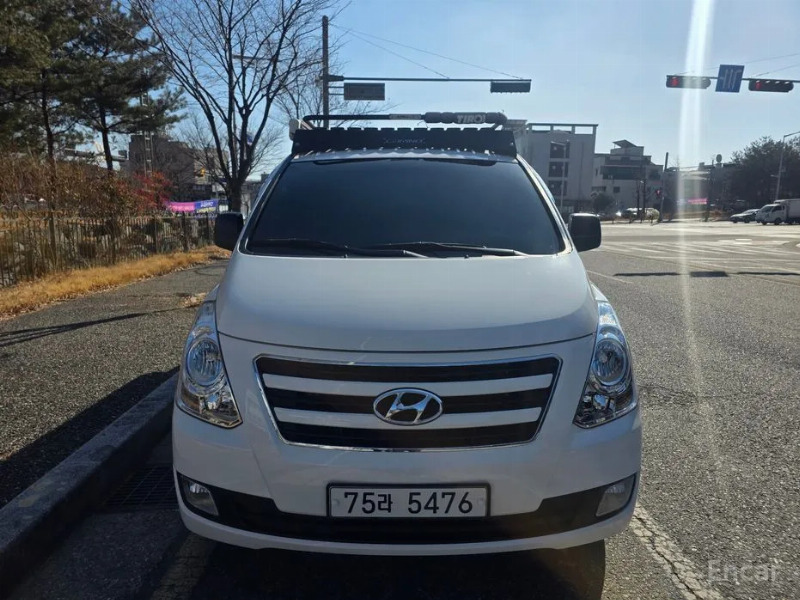 car Hyundai Grand Starex id321043 main photo