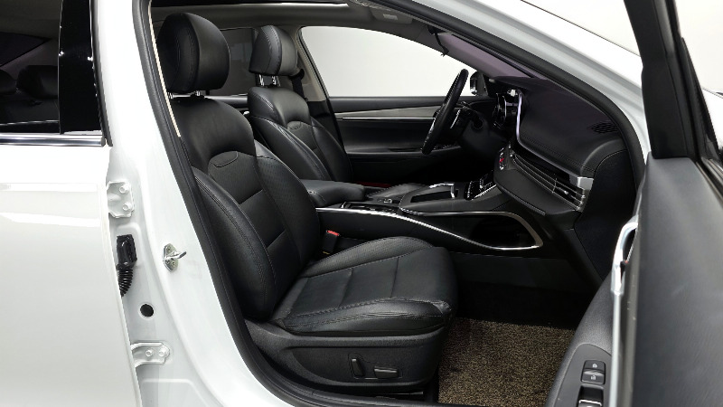car Hyundai Grandeur id321627 photo #26