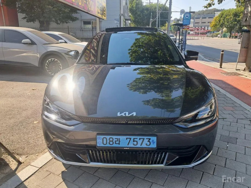 car KIA EV6 id322589 photo #2