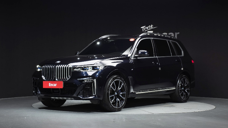car BMW X7 id323043 main photo