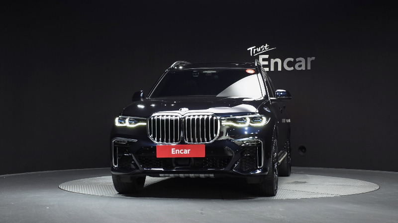 car BMW X7 id323043 photo #3
