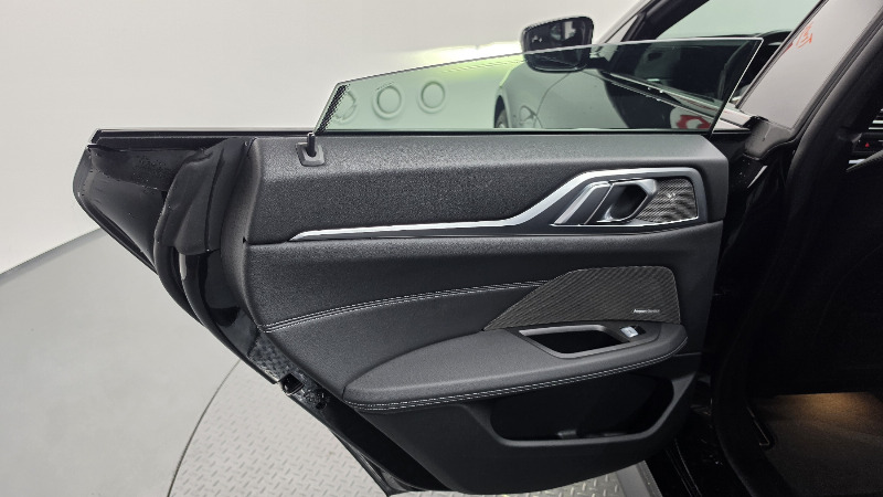 car BMW i4 id323127 photo #25