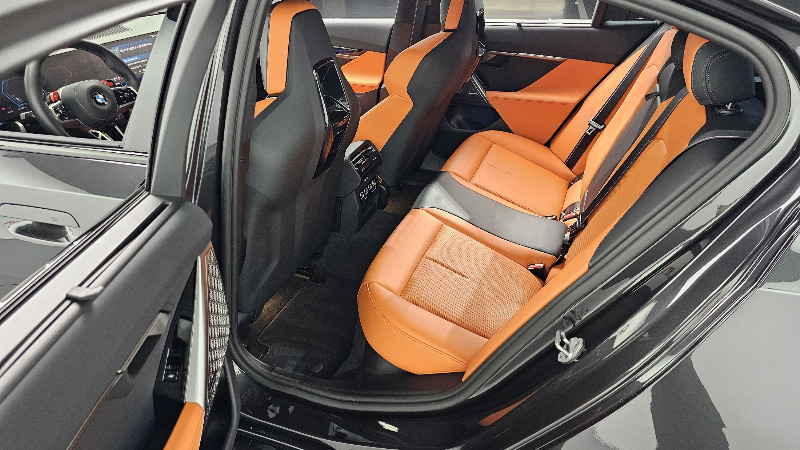 car BMW M5 id323128 photo #11