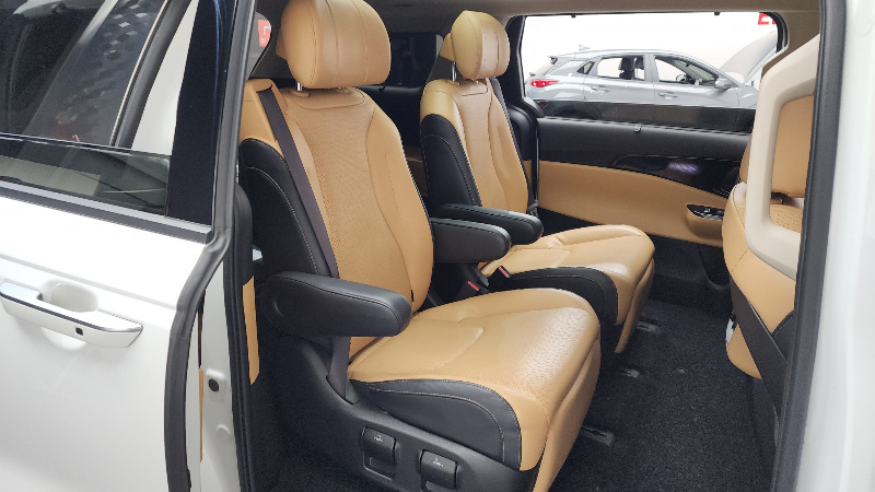 car KIA Carnival id323167 photo #12
