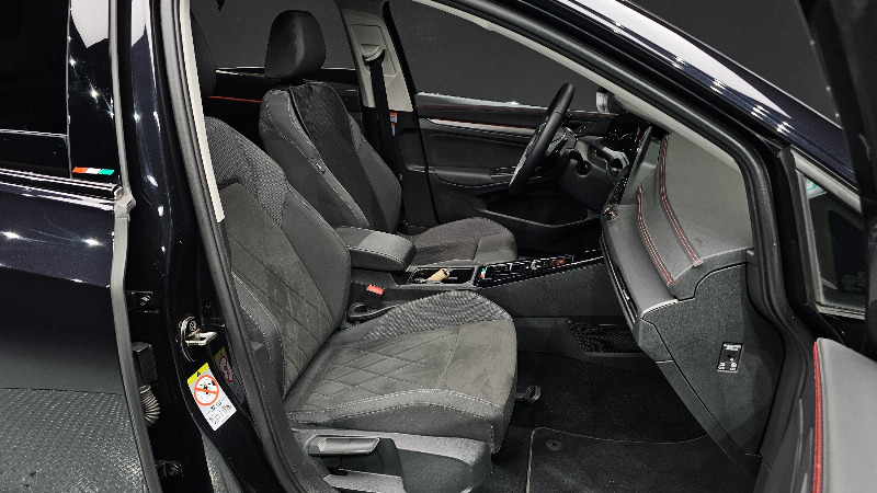 car Volkswagen Golf id323217 photo #26