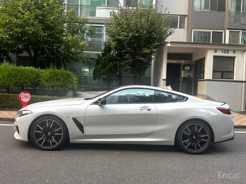 car BMW 8 Series id323399 photo #2