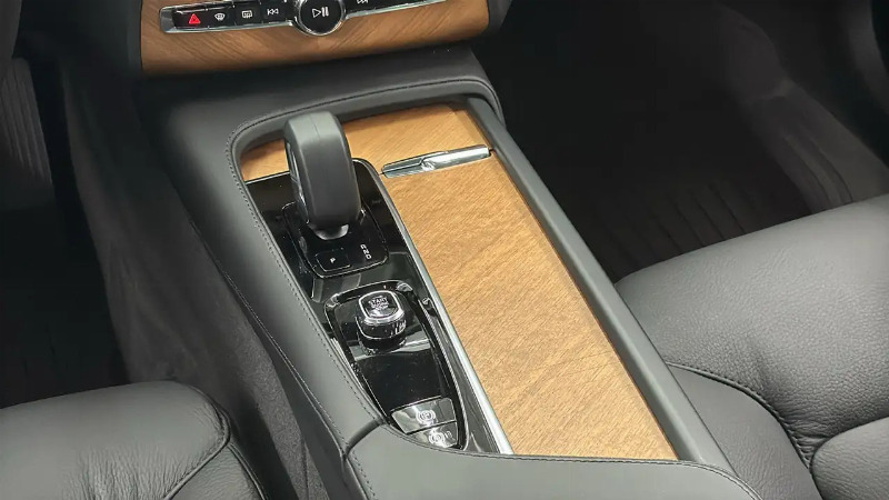 car Volvo XC90 id323799 photo #21