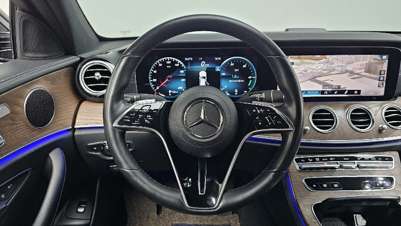 car Mercedes E-Class id323813 photo #13