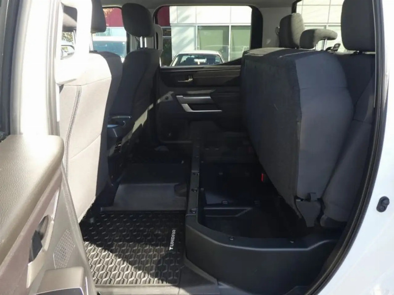car Toyota Tundra id324084 photo #24