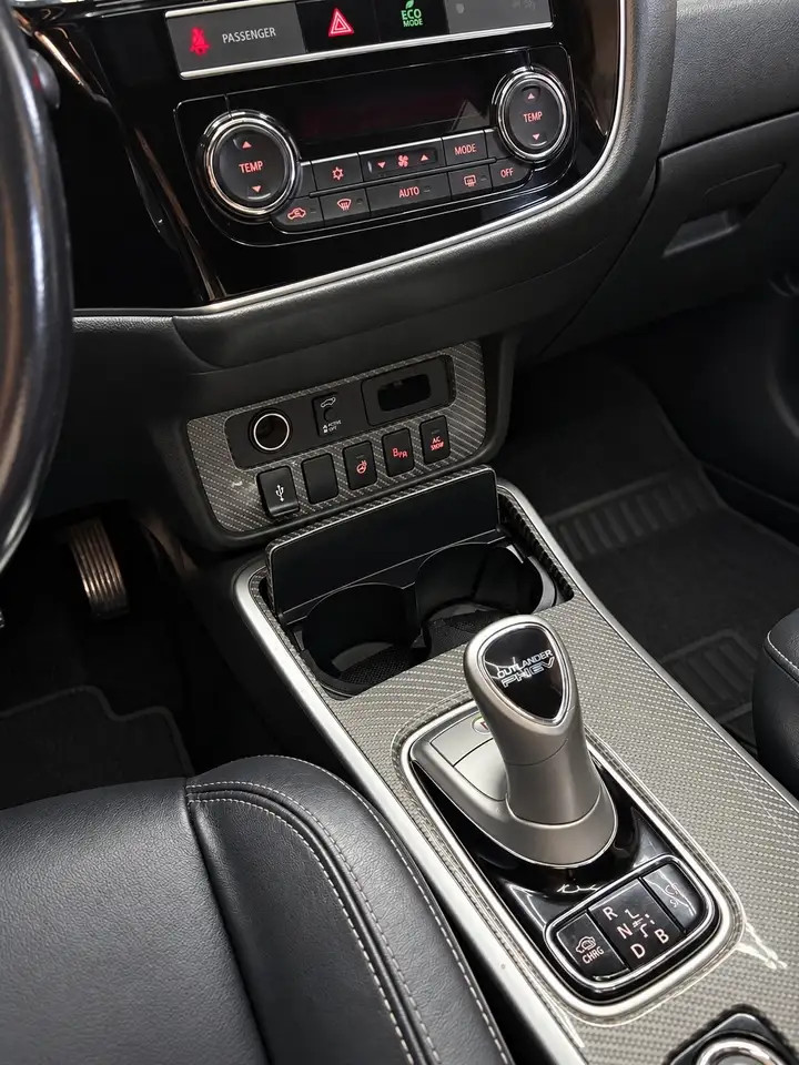car Mitsubishi Outlander id324552 photo #9