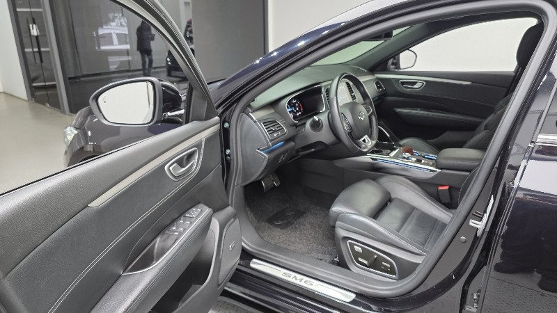 car Renault Samsung SM6 id324562 photo #10