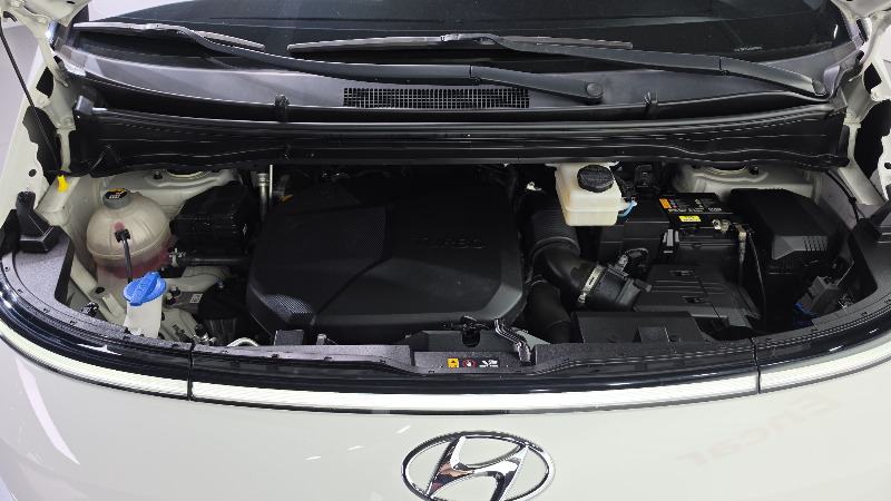 car Hyundai Staria id324638 photo #6