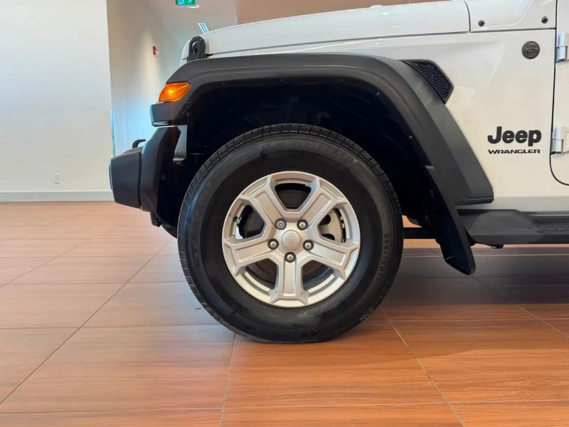 car Jeep Wrangler id324982 photo #12