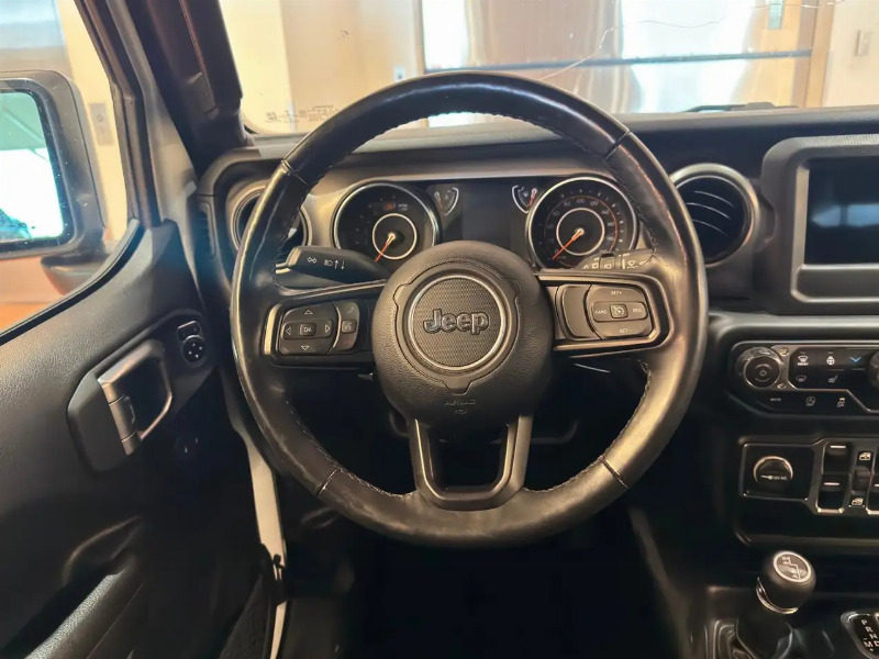 car Jeep Wrangler id324982 photo #16