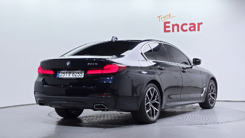 car BMW 5 Series id325169 photo #2