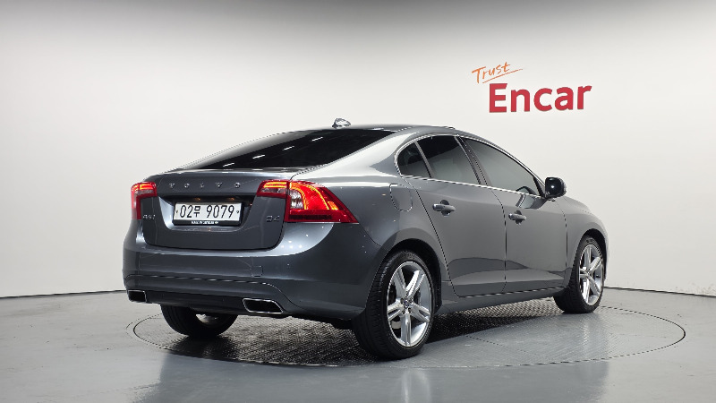 car Volvo S60 id325201 photo #2