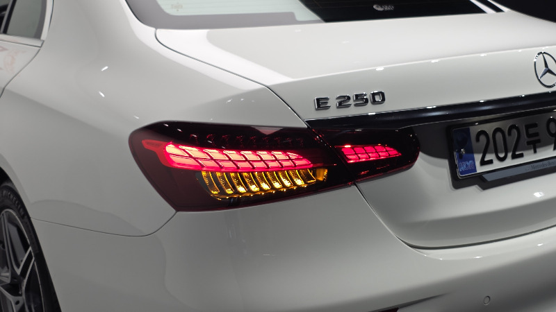 car Mercedes E-Class id325213 photo #23