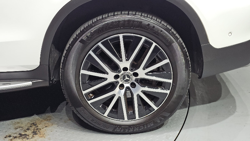 car Mercedes GLC id325216 photo #21
