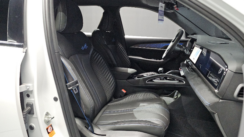 car Renault Samsung Koleos id325267 photo #26