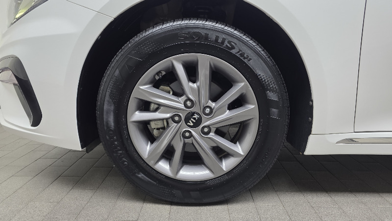 car KIA K5 id325461 photo #5