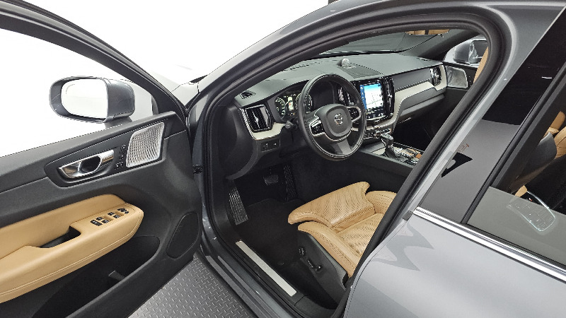 car Volvo XC60 id325702 photo #11