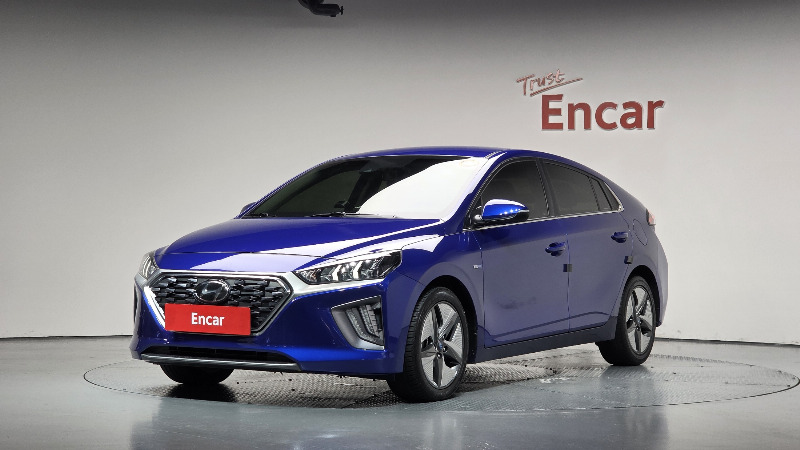 car Hyundai IONIQ id327816 main photo