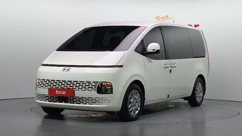 car Hyundai Staria id327817 main photo