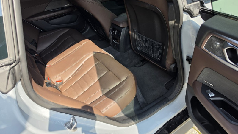 car BMW i4 id327863 photo #12