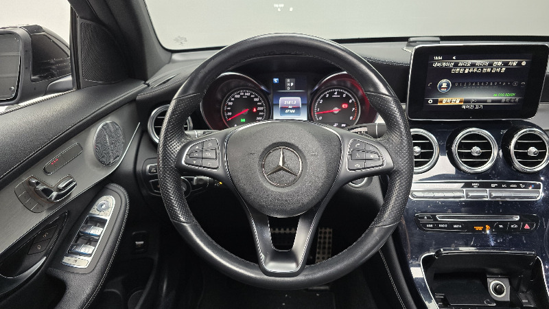 car Mercedes GLC id328085 photo #13