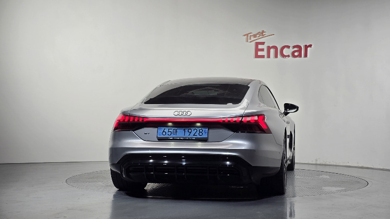 car Audi E-tron GT id328132 photo #4