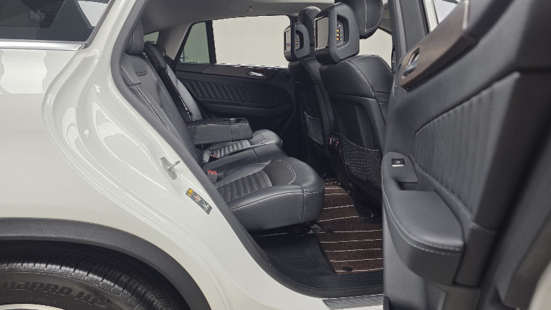 car Mercedes GLE id328205 photo #11