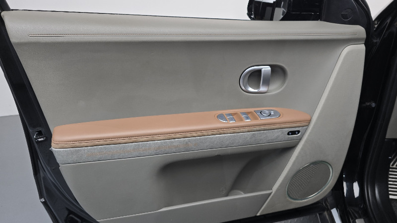 car Hyundai IONIQ 5 id328501 photo #24