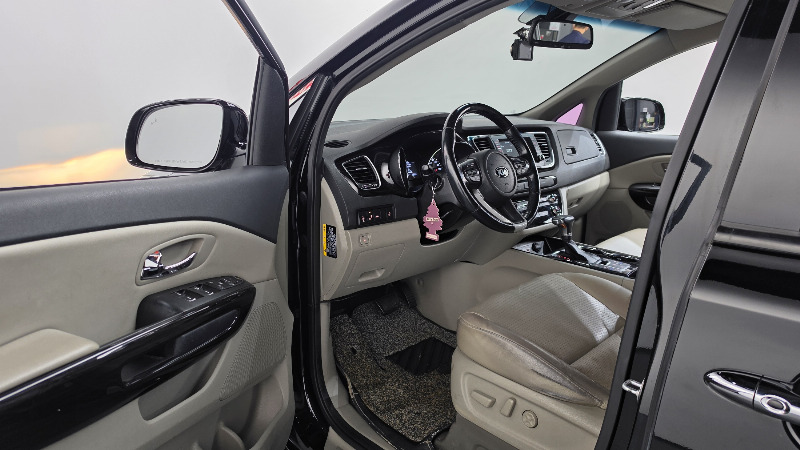 car KIA Carnival id328739 photo #10